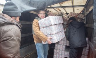 Миколаївські волонтери та "ПАЕК" організували вже четвертий "караван життя" до прифронтових громад на Херсонщині